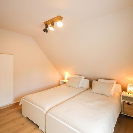 Home2Stay - 7T3 Zonnebeke Bagian luar foto
